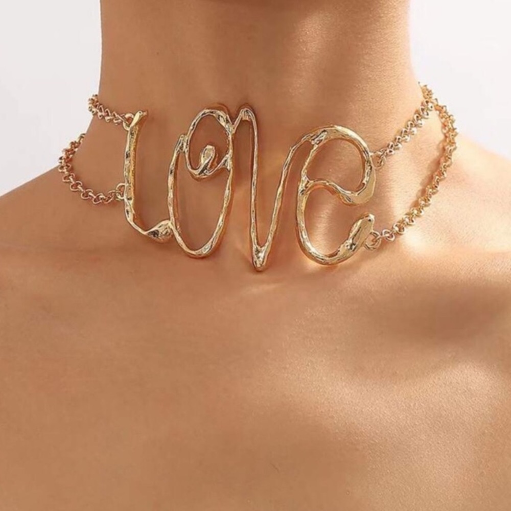 “Deep Feelings” 18k Gold played Script Love Necklace New